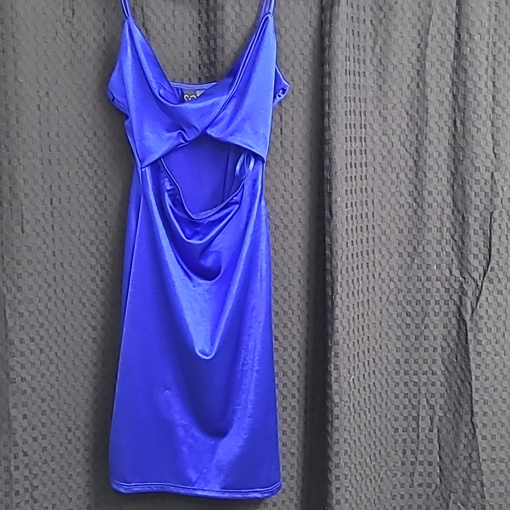 Blue sliky dress